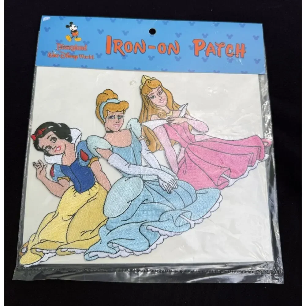 Vtg Disney Store 1900’s CINDERELLA SLEEPING BEAUTY Princess Iron-On Patch New!